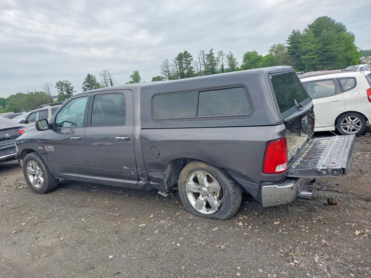 2017 Ram 1500 Slt - Фото 2