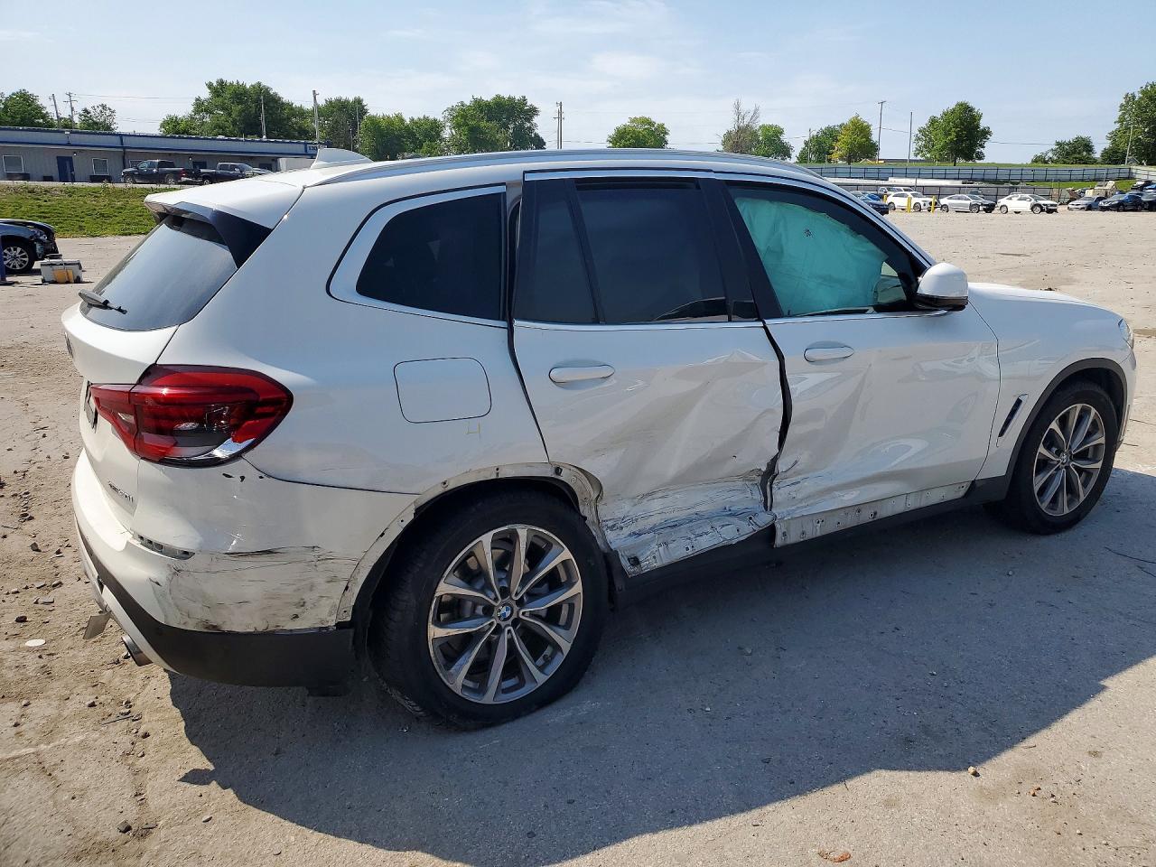 2019 BMW X3 xDrive30I - Фото 3