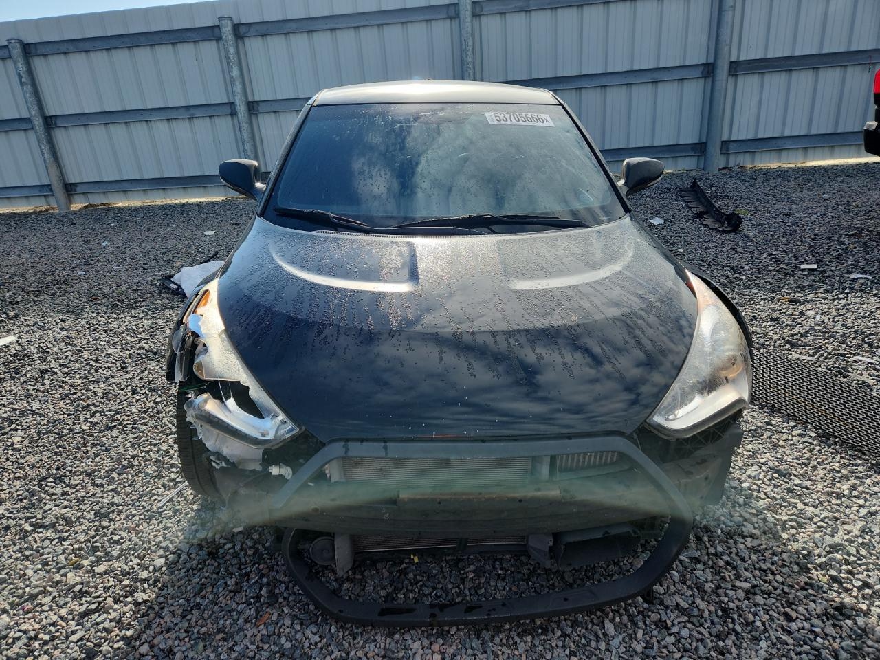 2016 Hyundai Veloster Turbo - Image 5