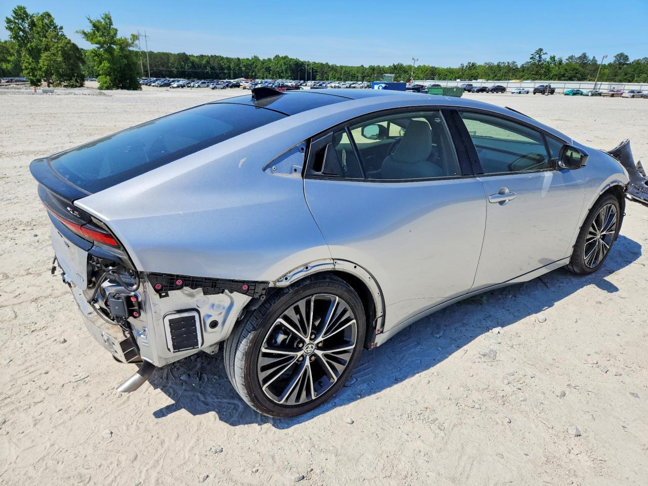 2023 Toyota Prius Xle - Фото 3