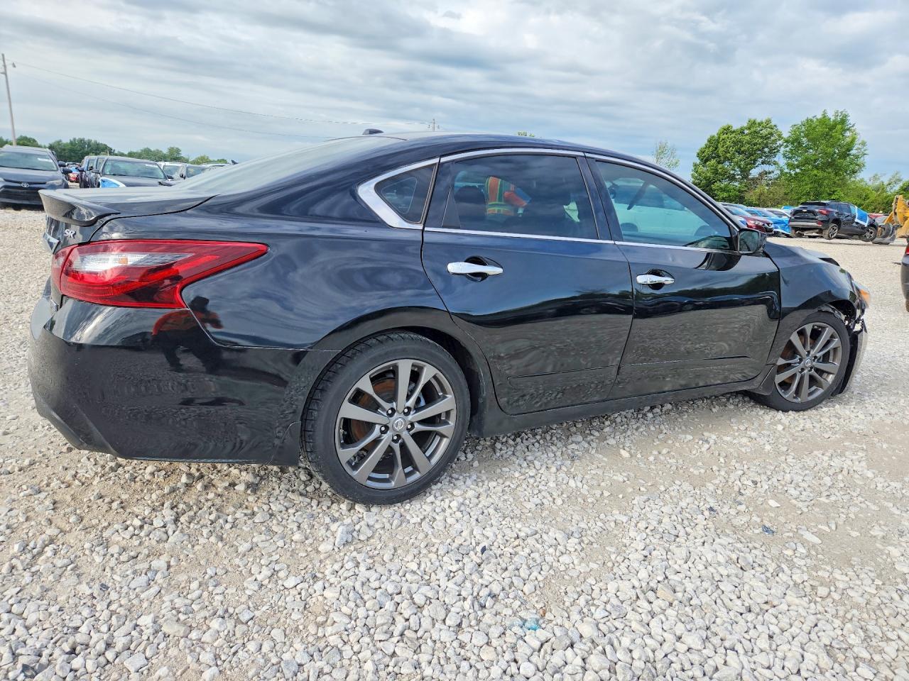 2018 Nissan Altima 2.5 Sr - Фото 3