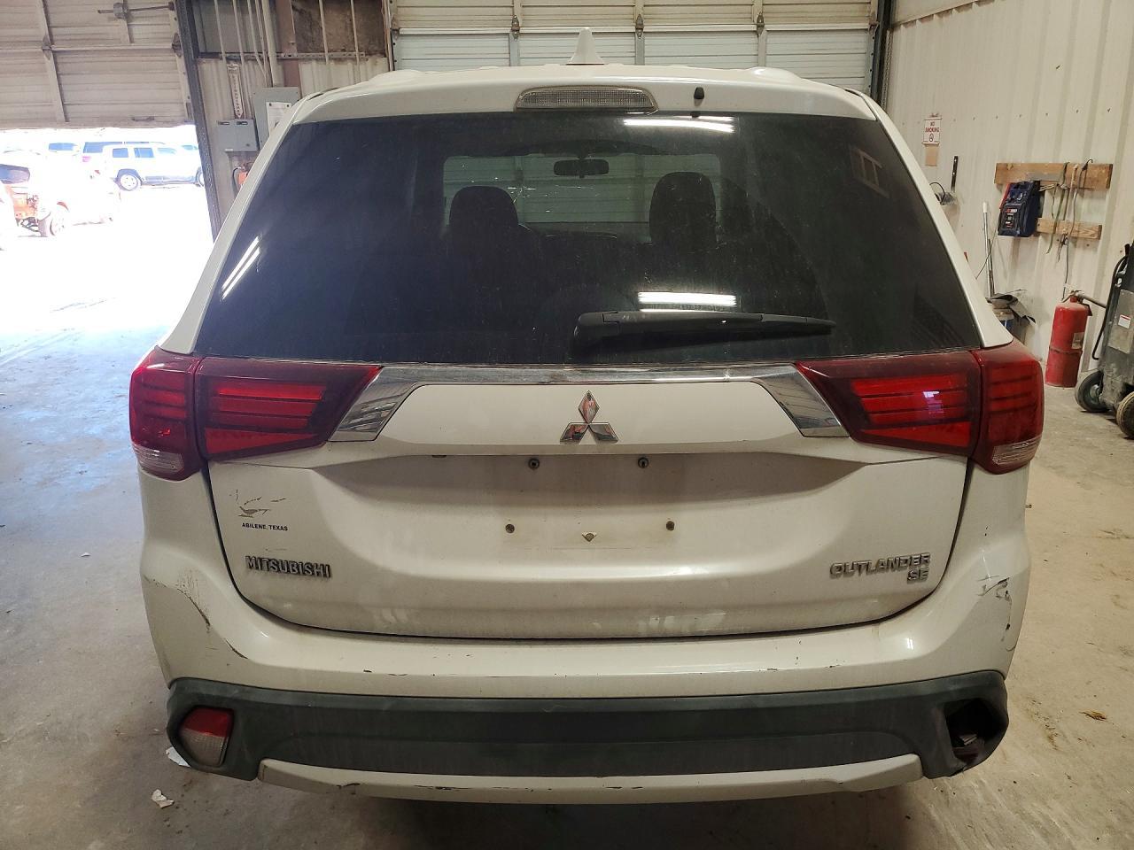 2018 Mitsubishi Outlander Se - Фото 6