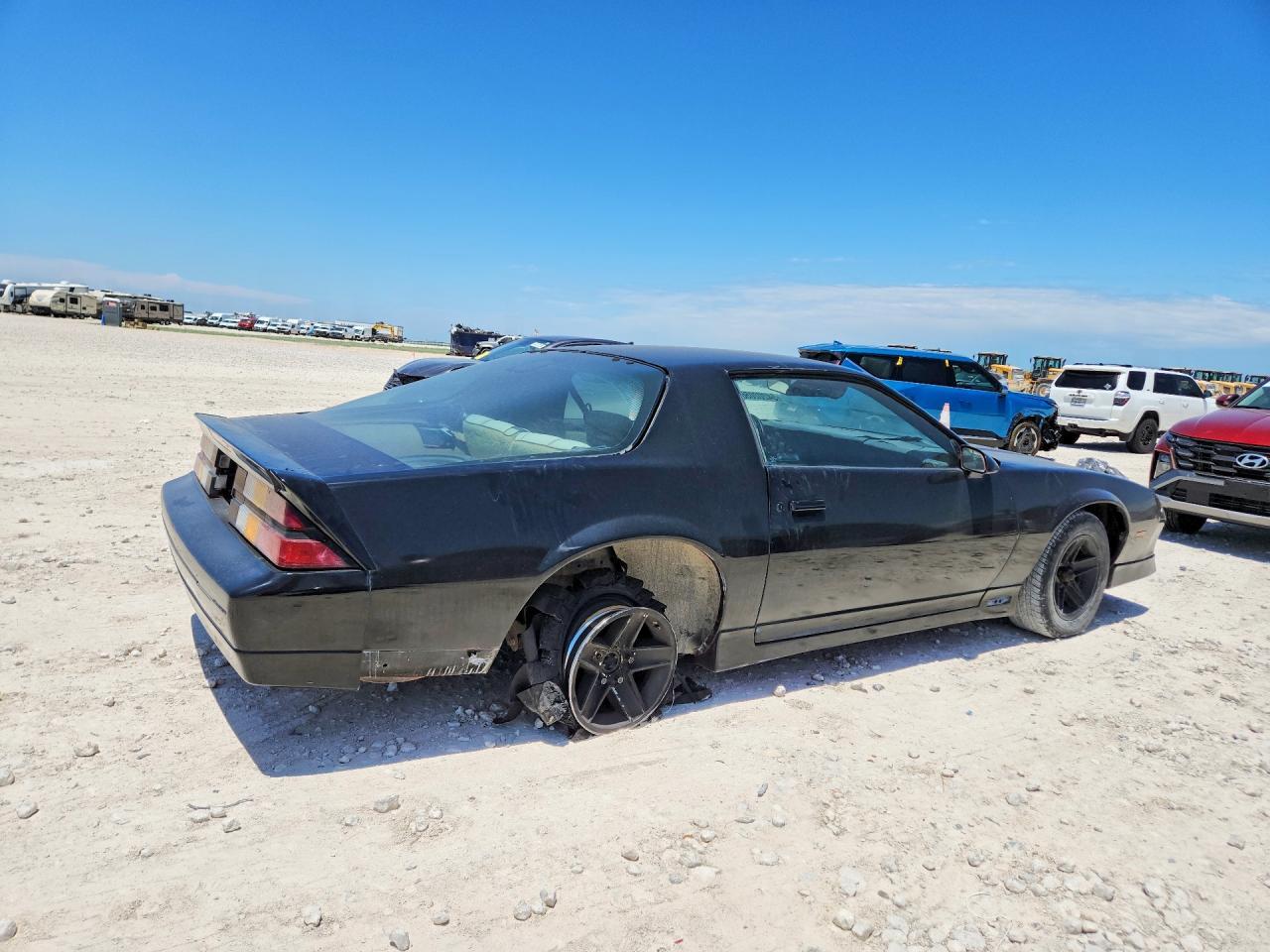 1990 Chevrolet Camaro Rs - Image 3