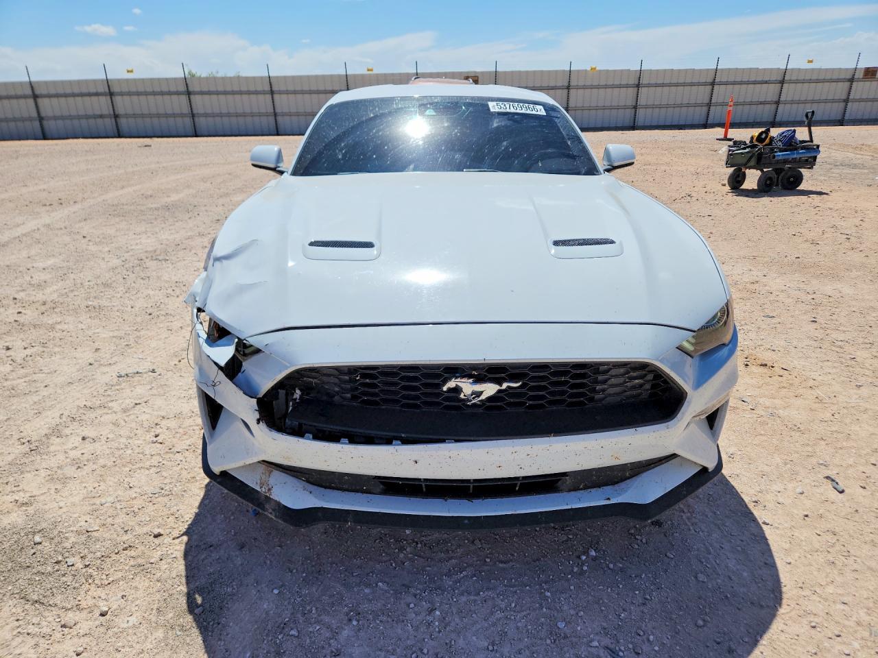 2022 Ford Mustang - Image 5
