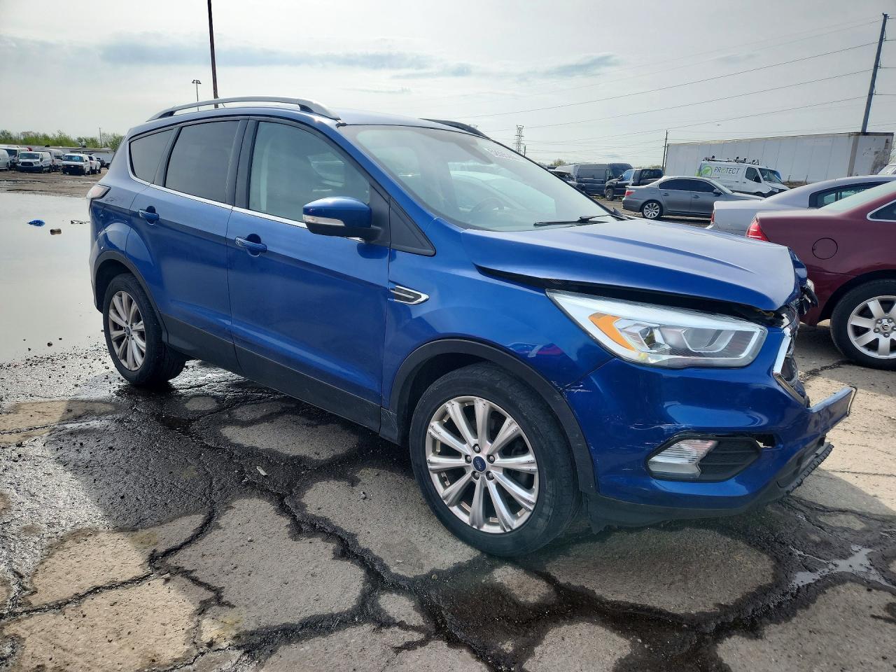 2017 Ford Escape Titanium - Фото 4