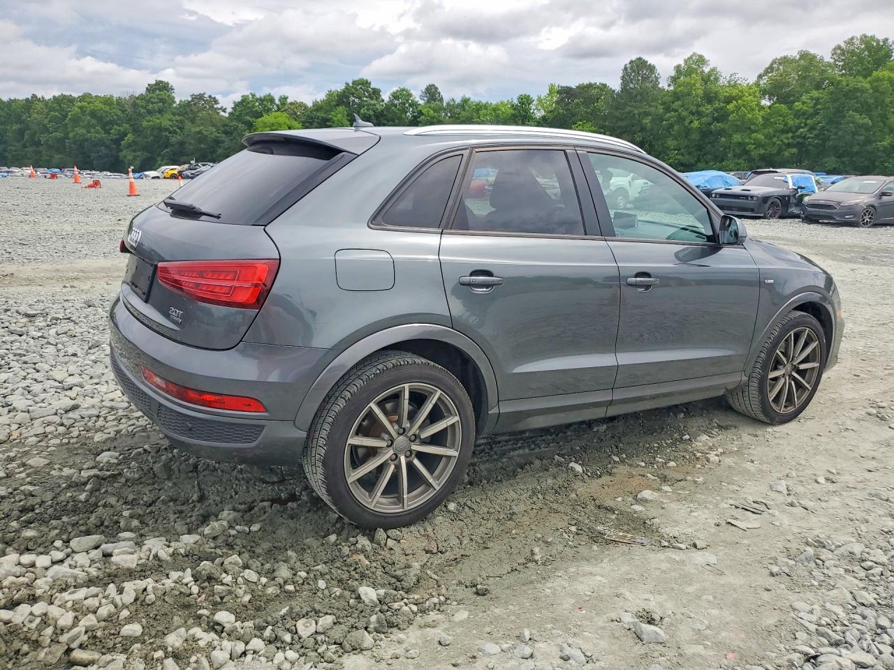 2018 Audi Q3 Premium - Image 3