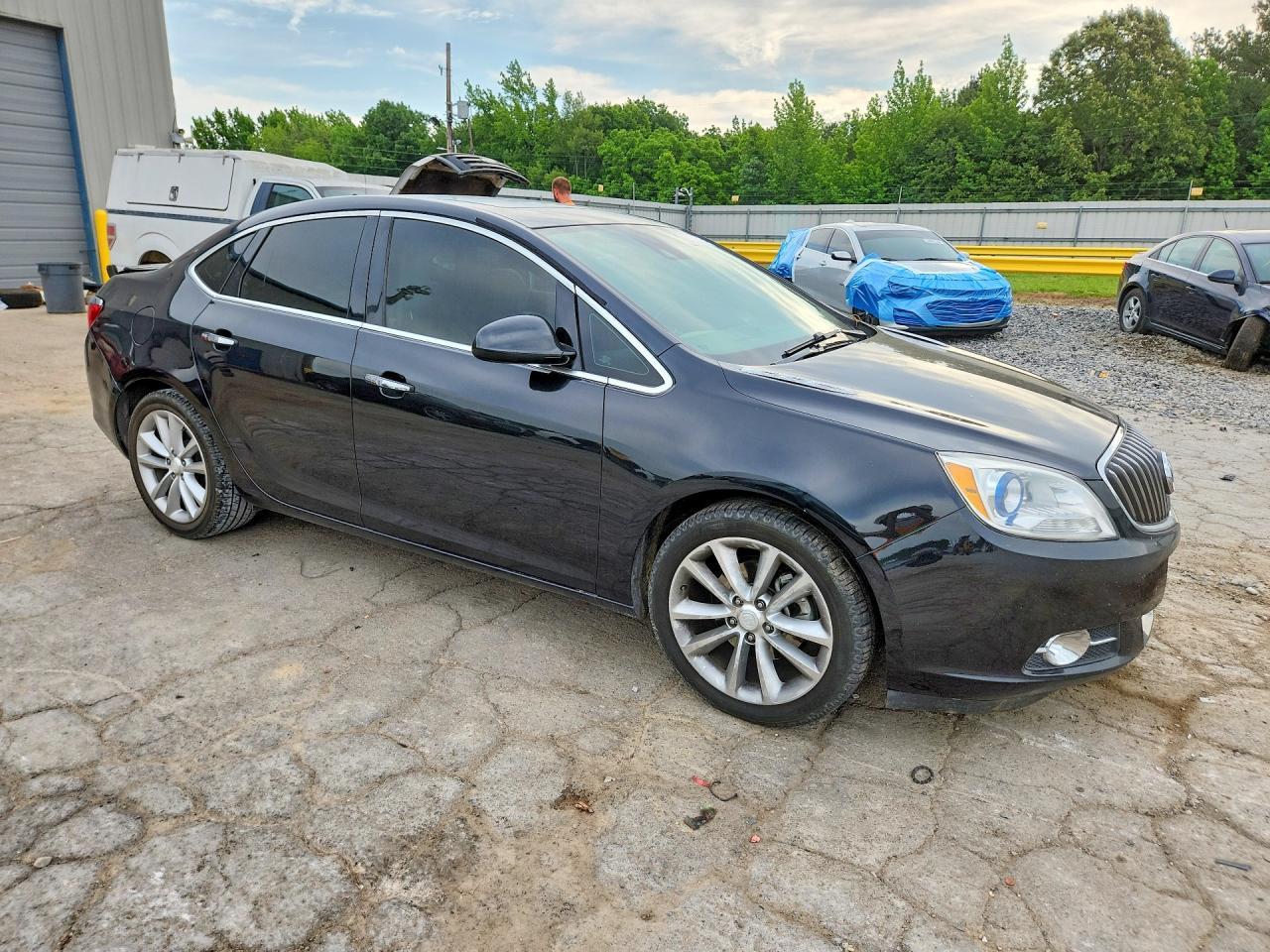 2014 Buick Verano Convenience - Image 4