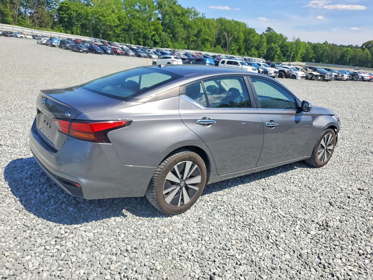 2021 Nissan Altima Sv - Фото 3