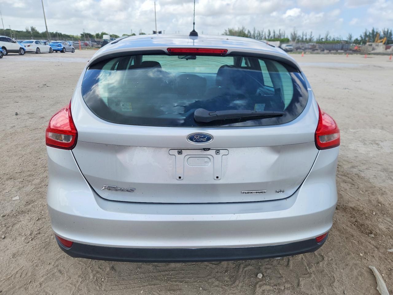 2016 Ford Focus Se - Фото 6