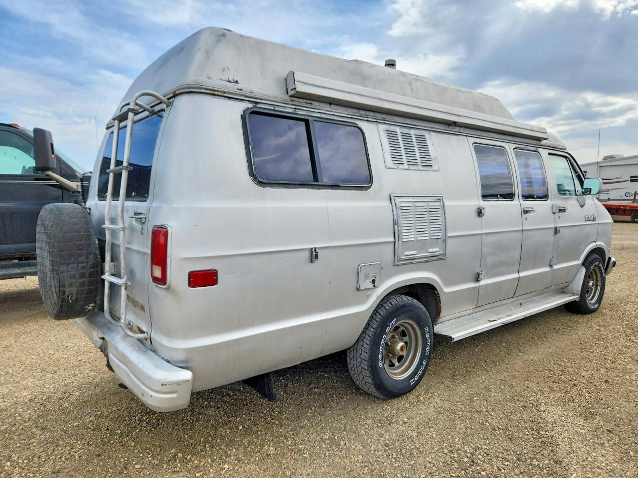 1989 Dodge Ram Van B250 - Фото 4