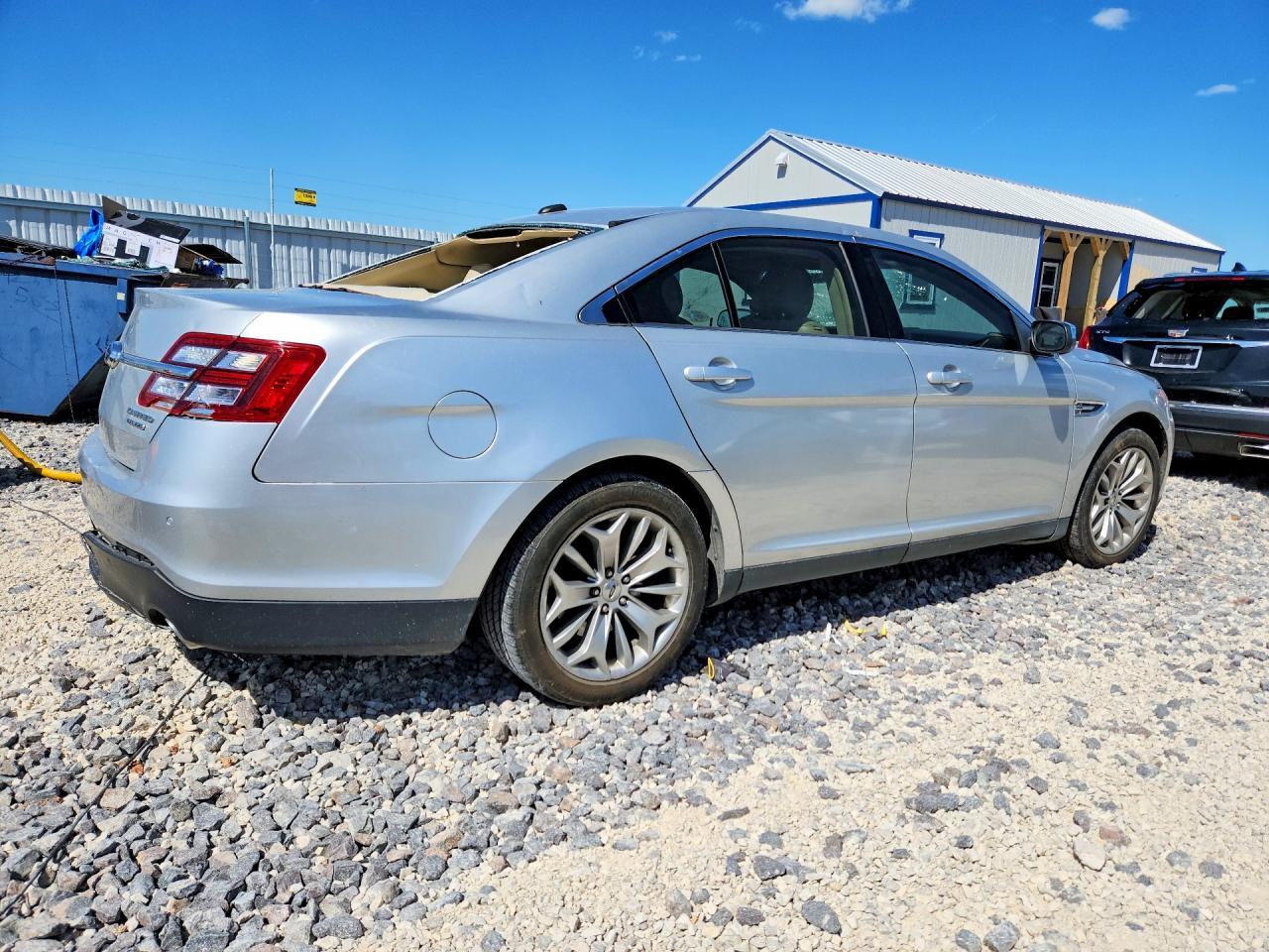 2013 Ford Taurus Limited - Image 3