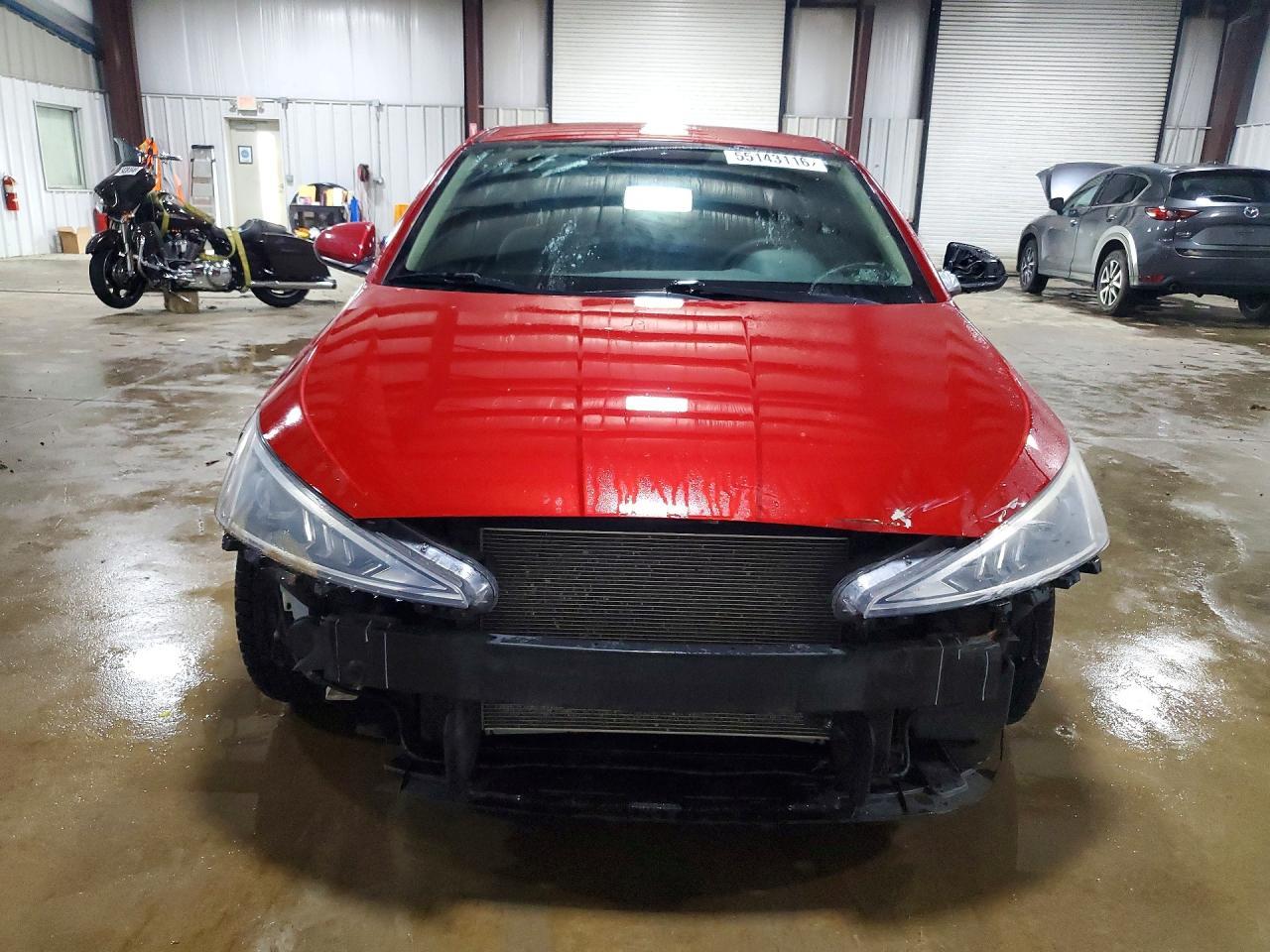 2019 Hyundai Elantra Se - Image 5