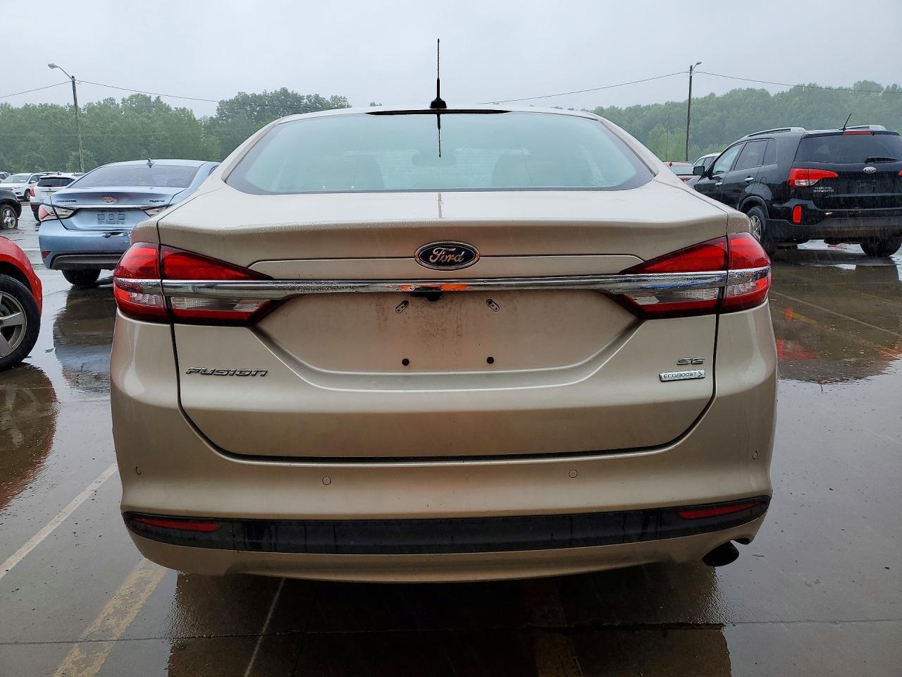 2017 Ford Fusion Se - Фото 6