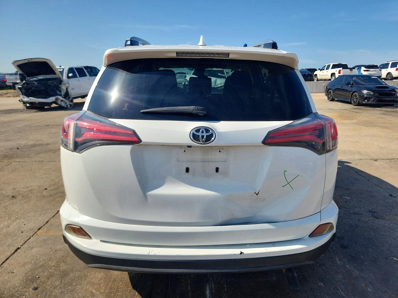 2018 Toyota Rav4 Le - Фото 6