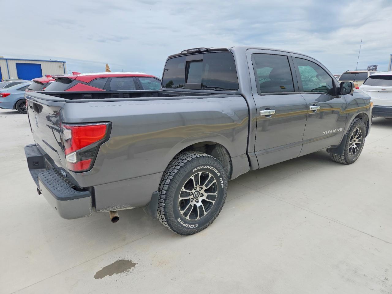 2020 Nissan Titan Sv - Фото 3
