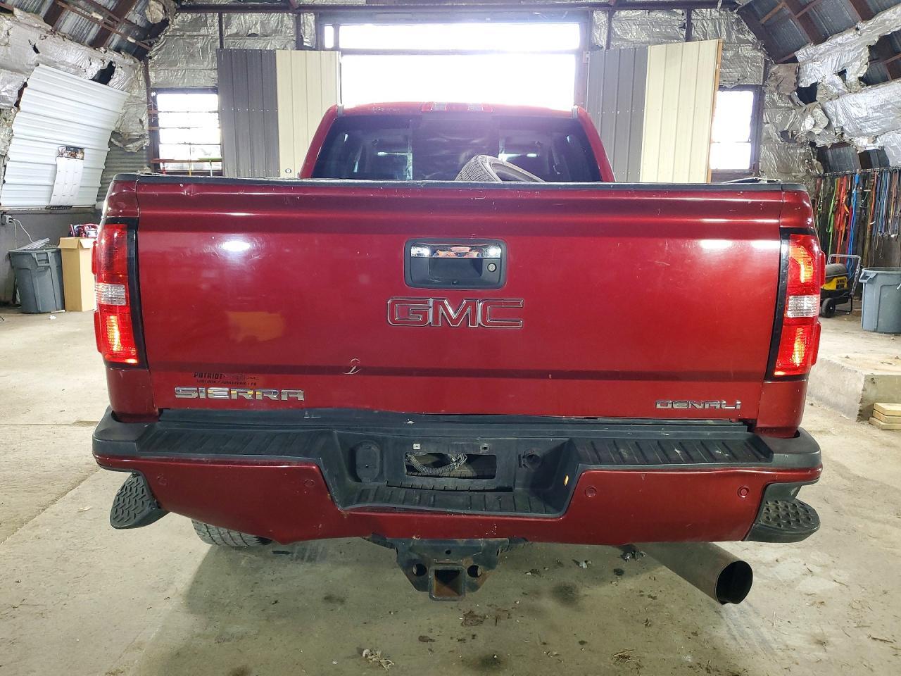 2018 GMC Sierra K2500 Denali - Image 6