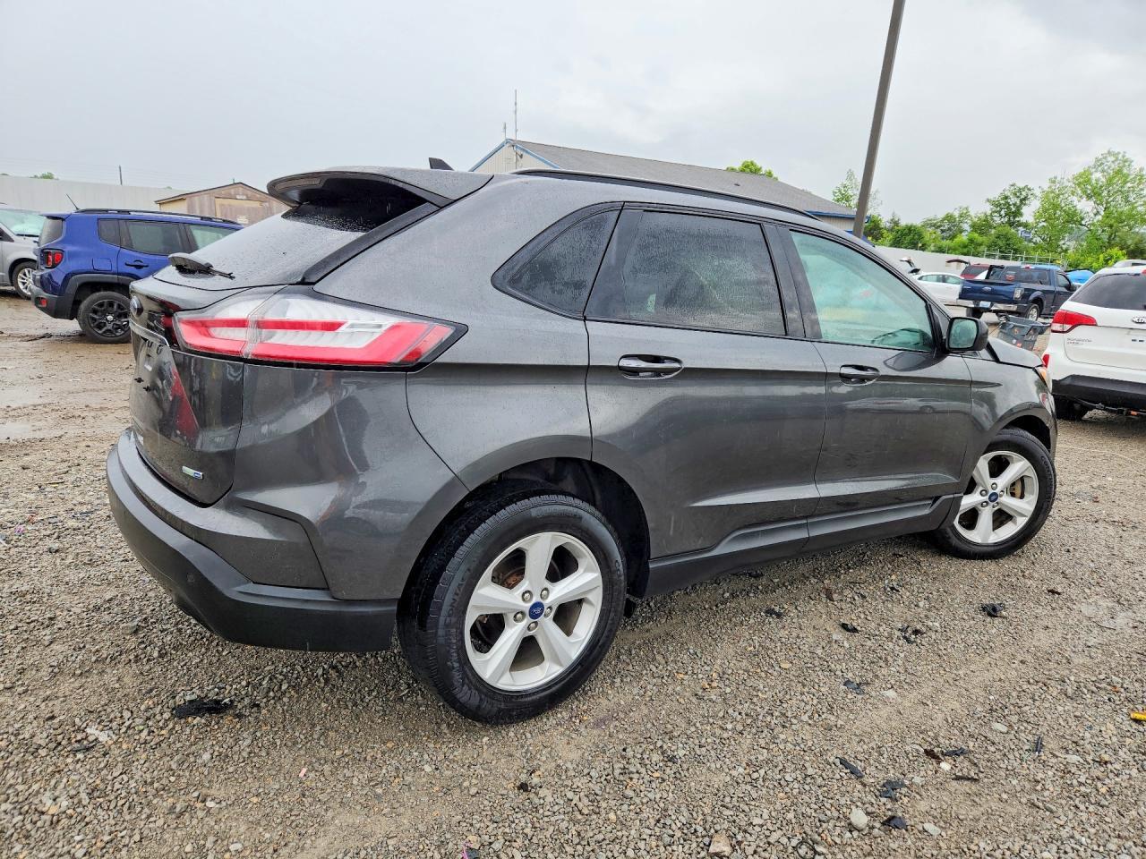 2020 Ford Edge Se - Фото 3