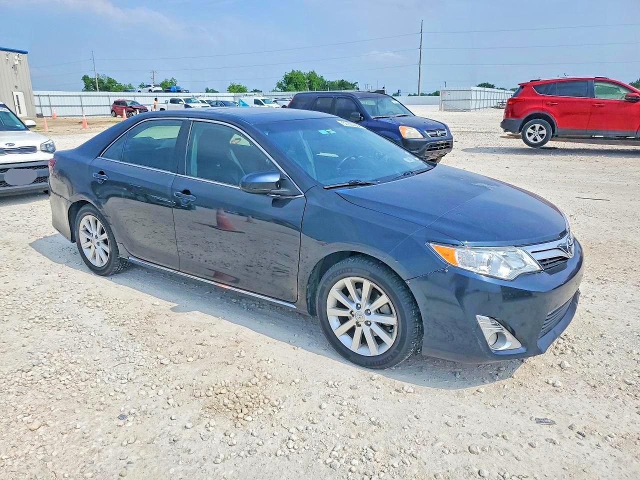 2012 Toyota Camry Xle V6 - Фото 4