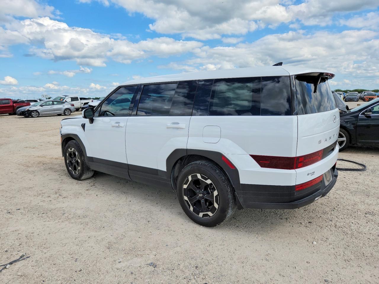 2025 Hyundai Santa Fe Se - Фото 2