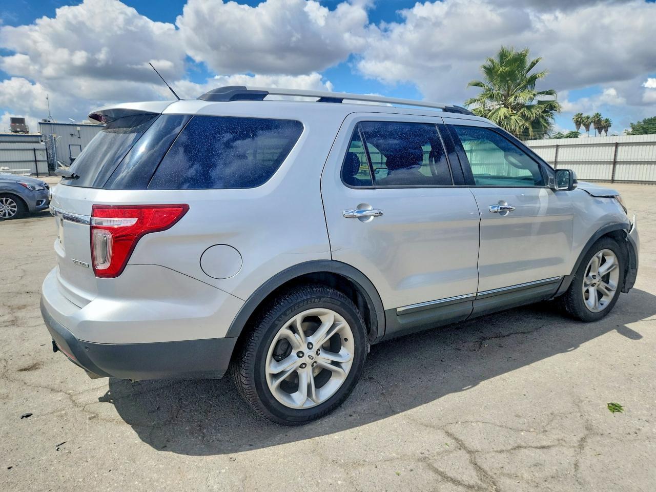 2015 Ford Explorer Limited - Фото 3
