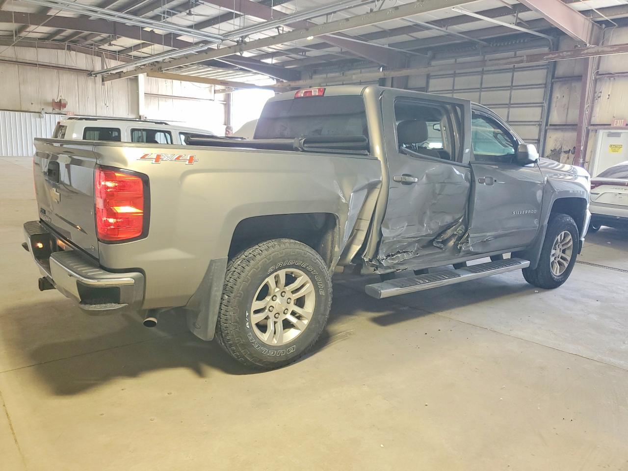 2017 Chevrolet Silverado K1500 Lt - Image 3