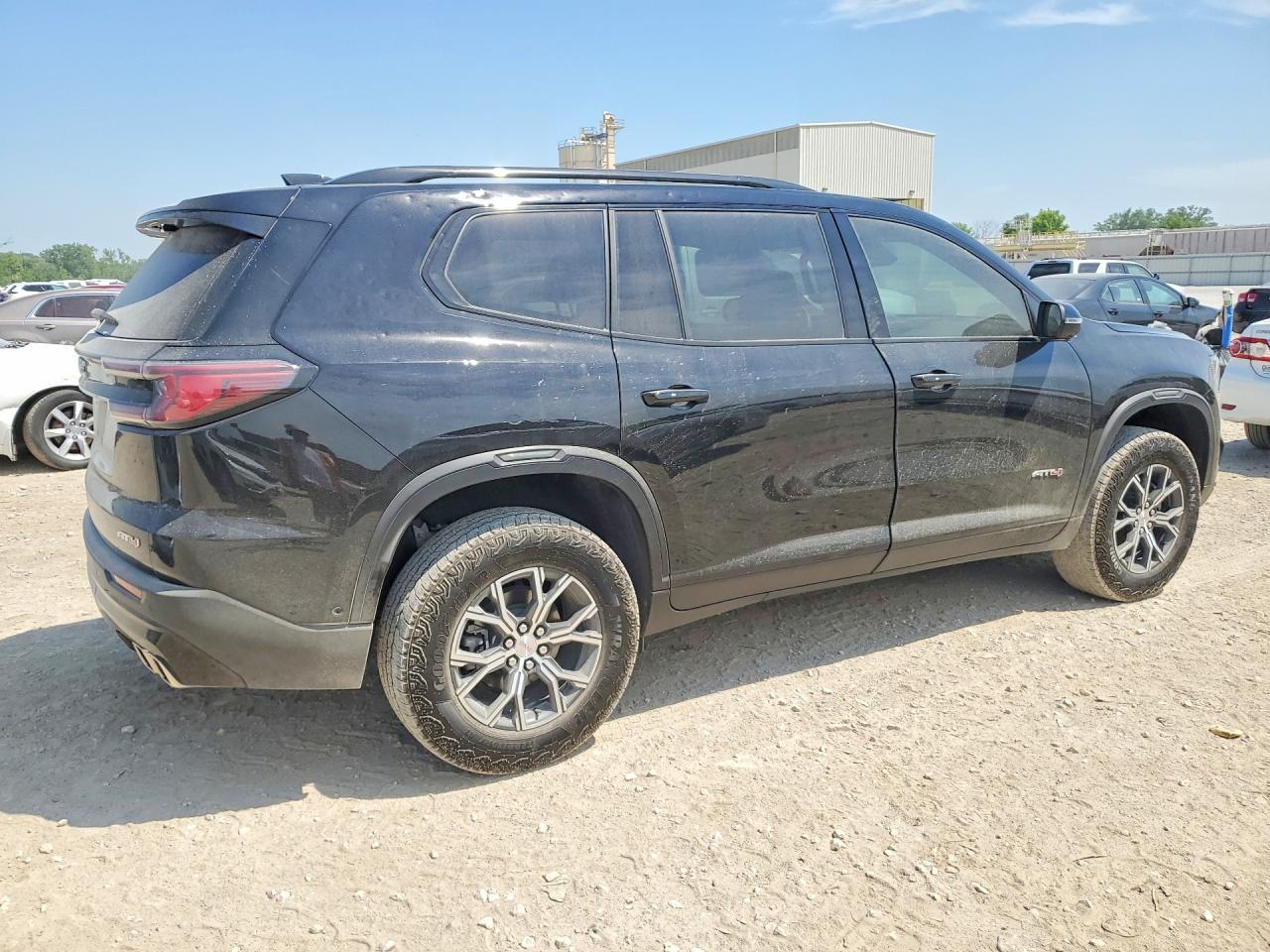 2024 GMC Acadia At4 - Image 3