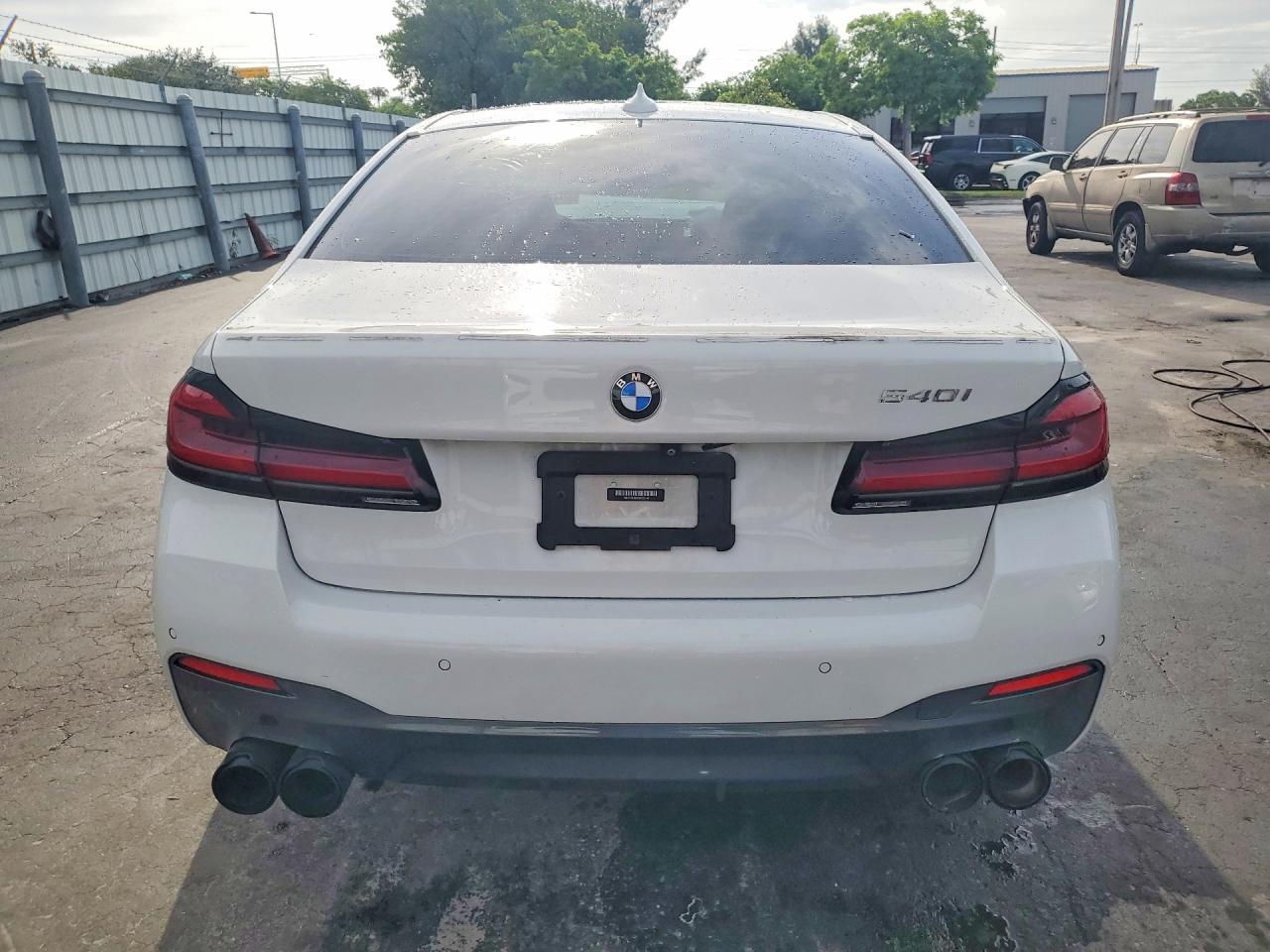 2021 BMW 540 I - Фото 6