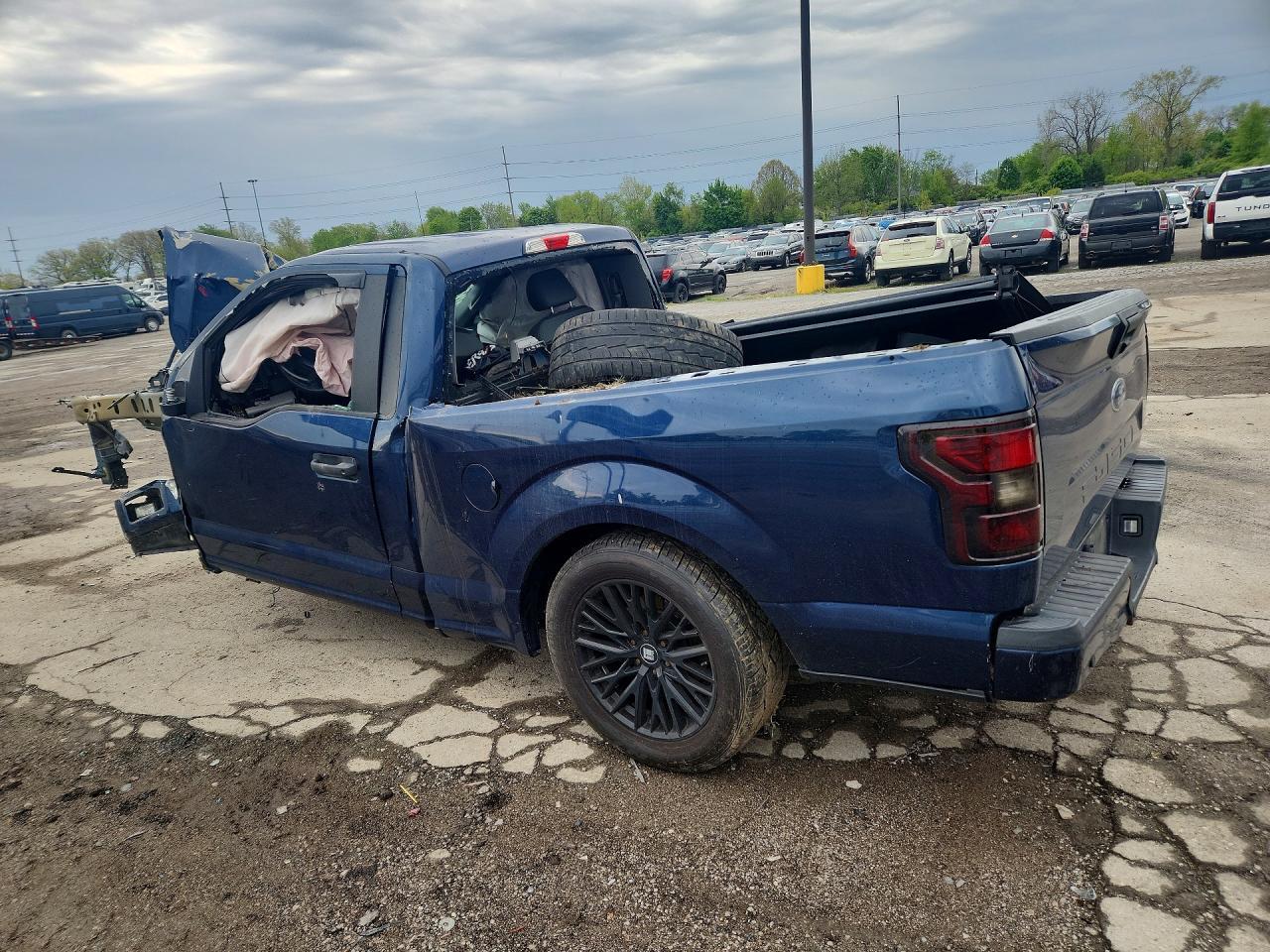 2018 Ford F150 - Фото 2