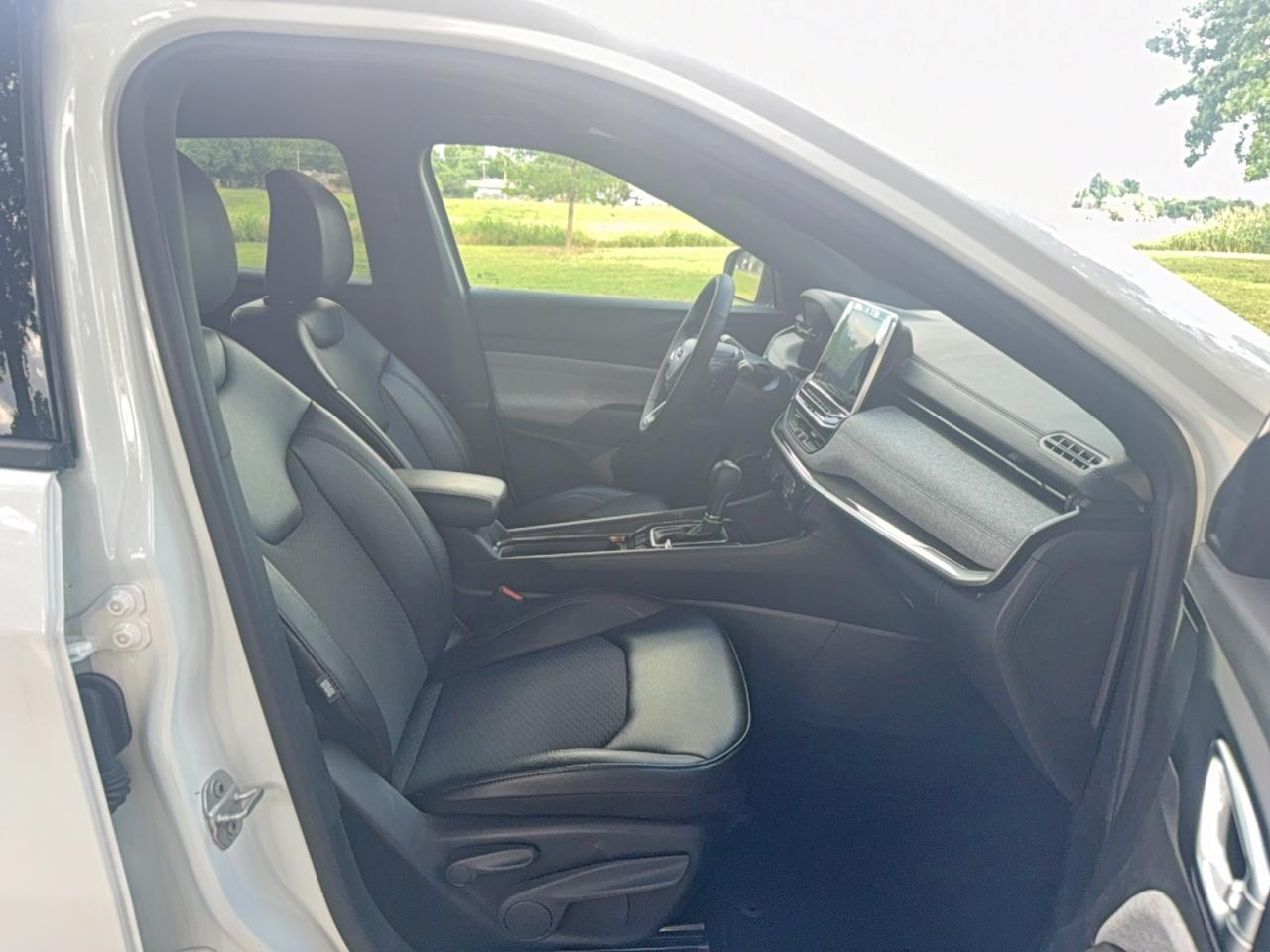 2025 Jeep Compass Latitude - Фото 5
