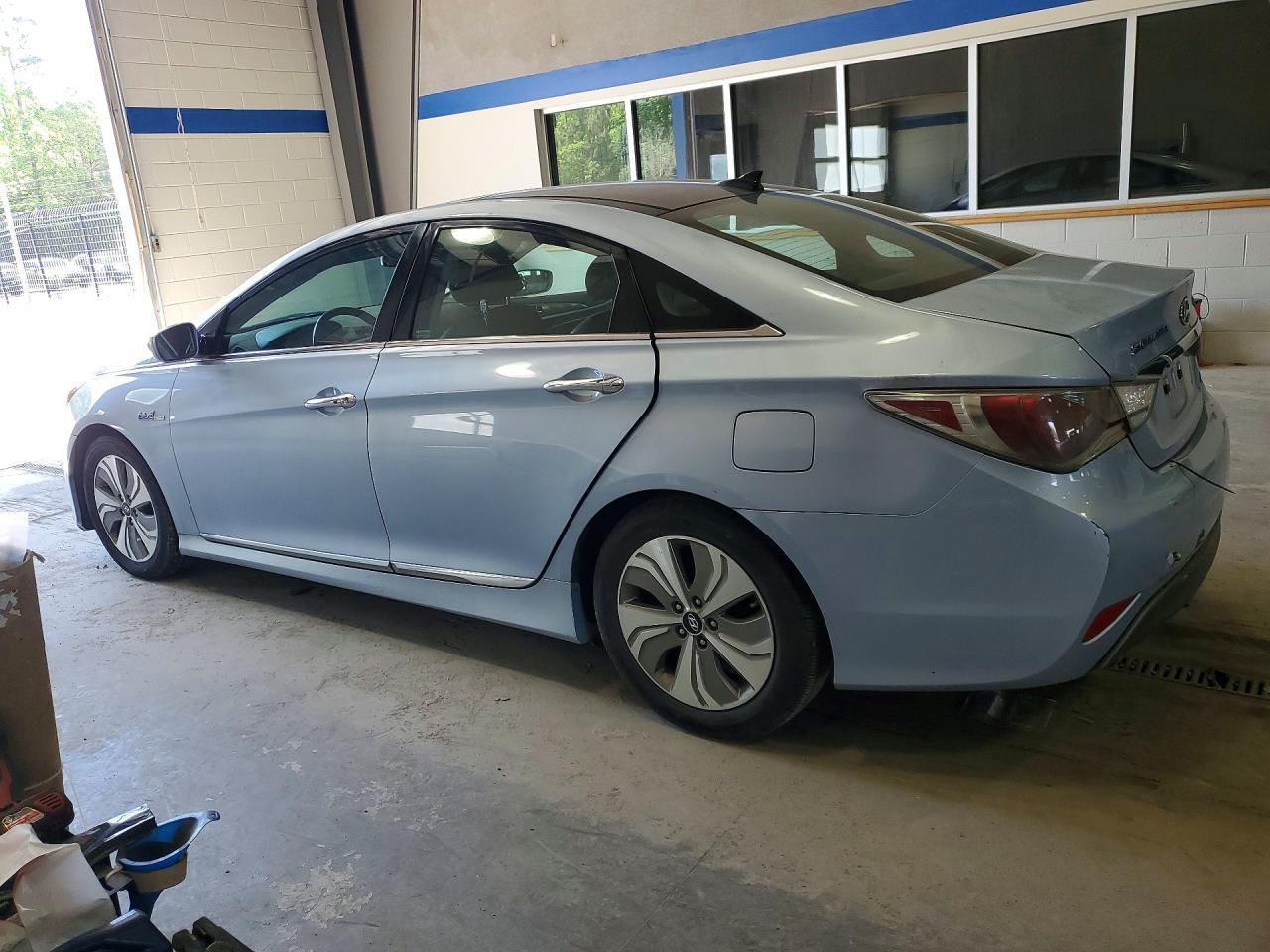 2014 Hyundai Sonata Hybrid - Фото 2
