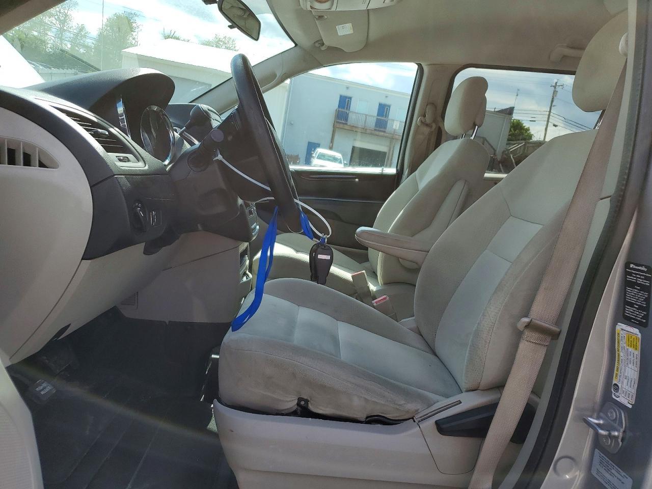 2016 Dodge Grand Caravan Se - Image 7