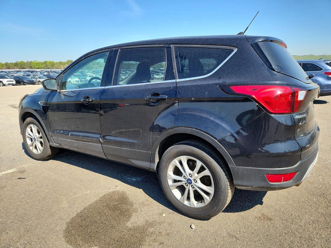 2019 Ford Escape Se - Image 2