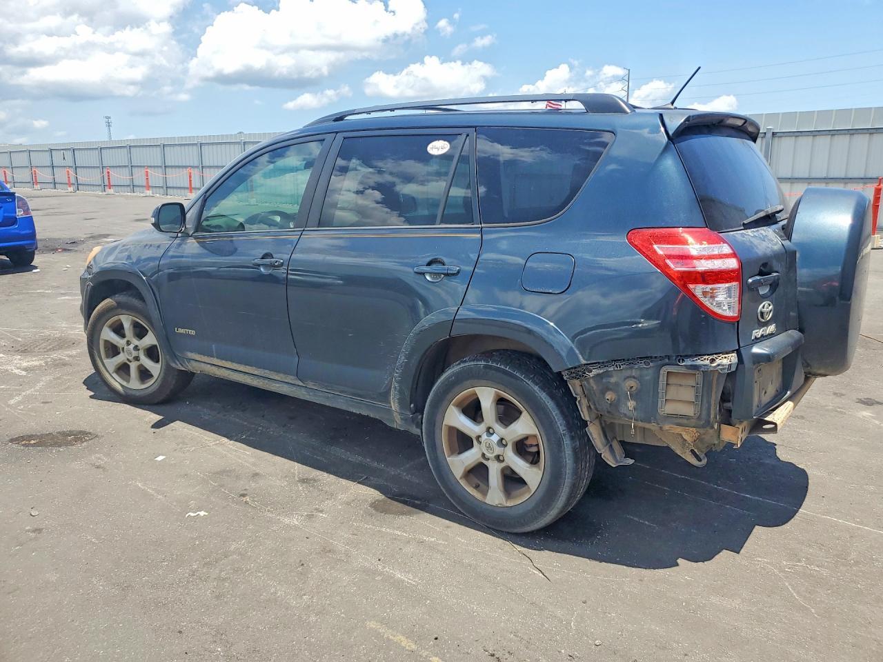 2011 Toyota Rav4 Limited - Фото 2