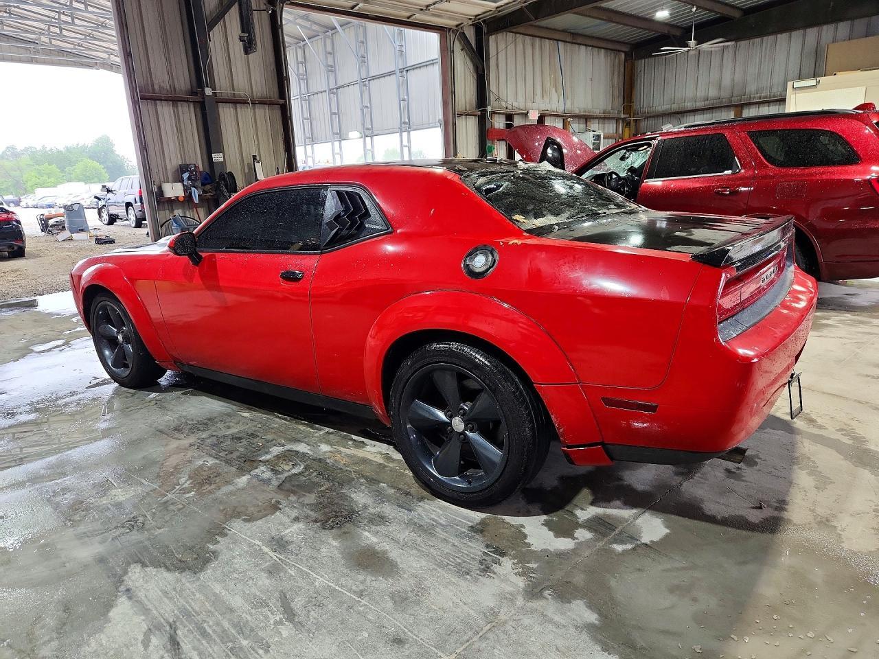 2013 Dodge Challenger R - Фото 2