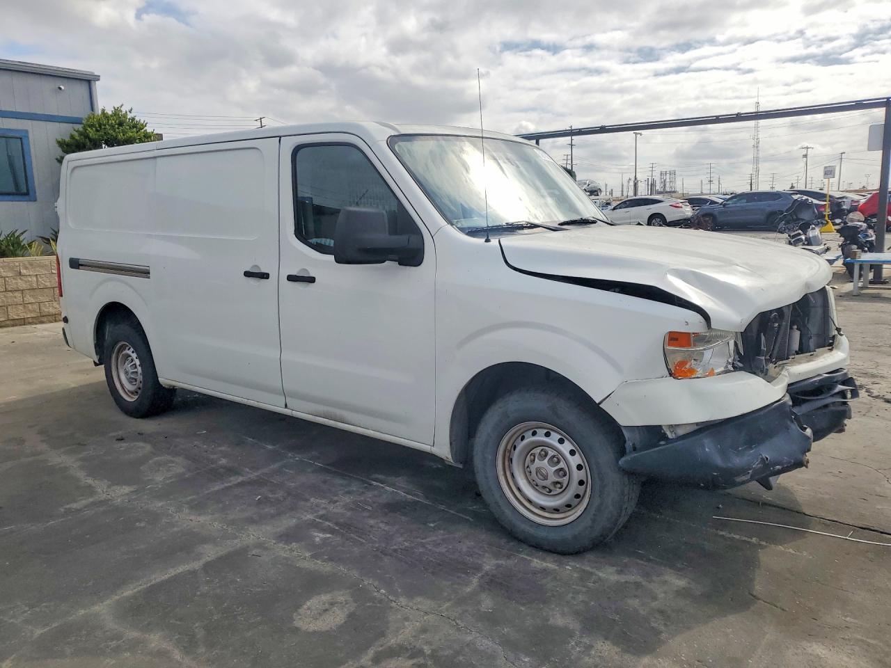 2018 Nissan Nv 2500 Delivery Van - Фото 4