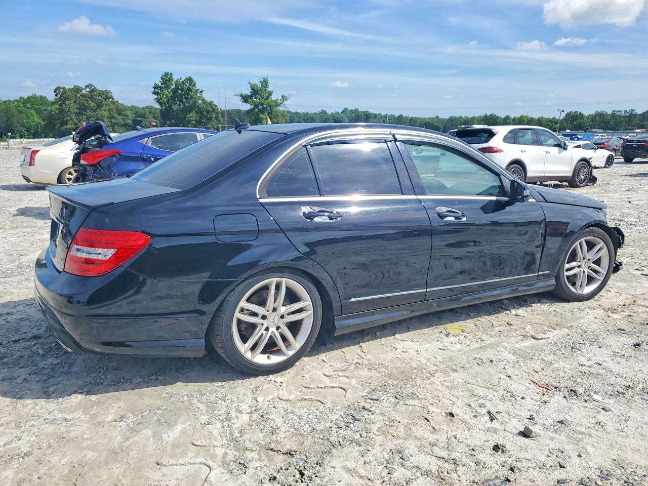 2014 Mercedes-Benz C 300 4Matic - Фото 3