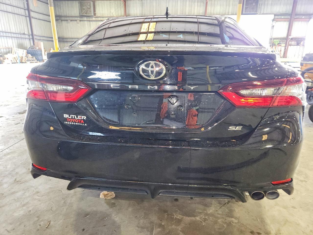 2024 Toyota Camry Se - Фото 6
