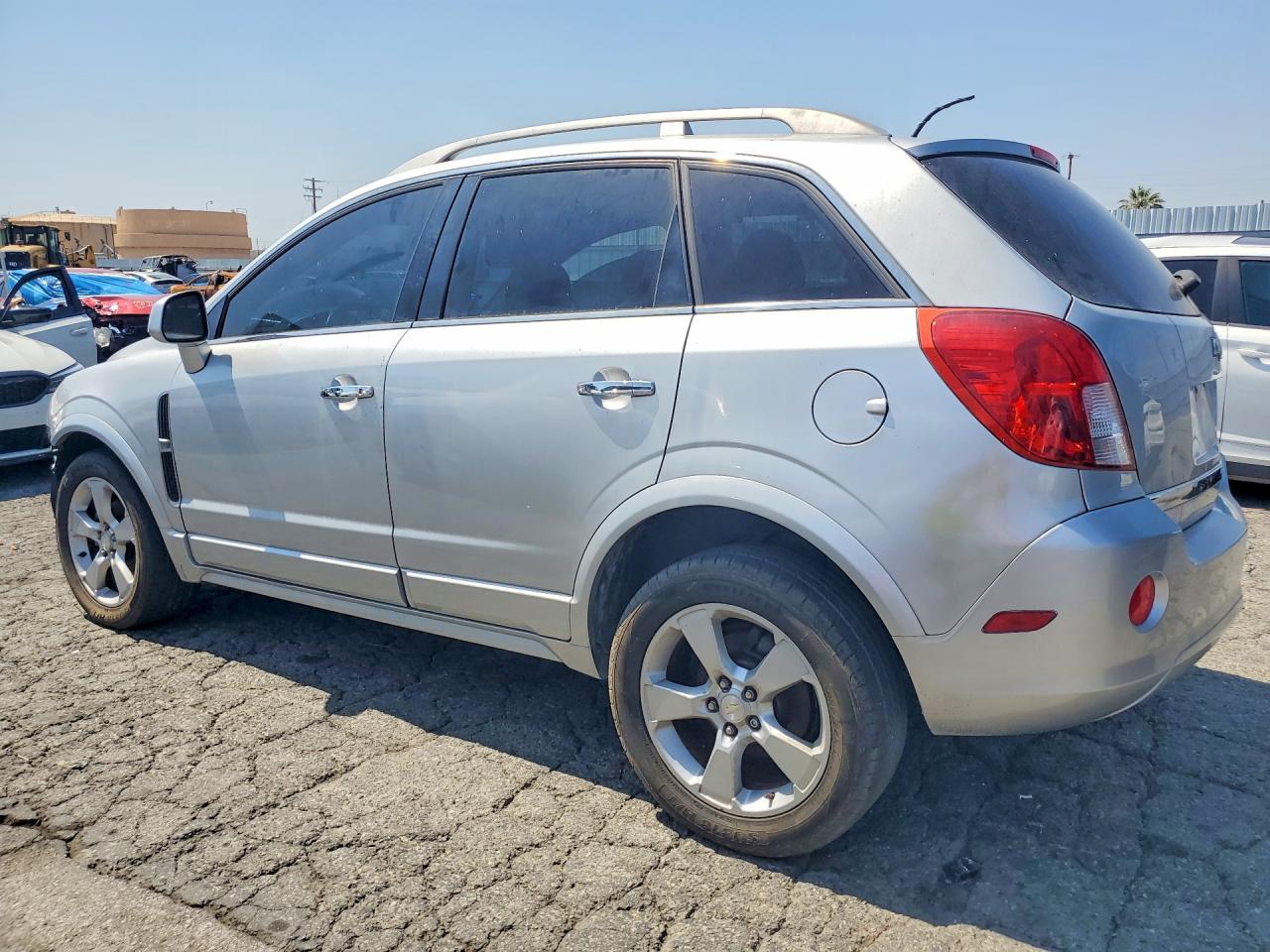 2014 Chevrolet Captiva Lt - Image 2