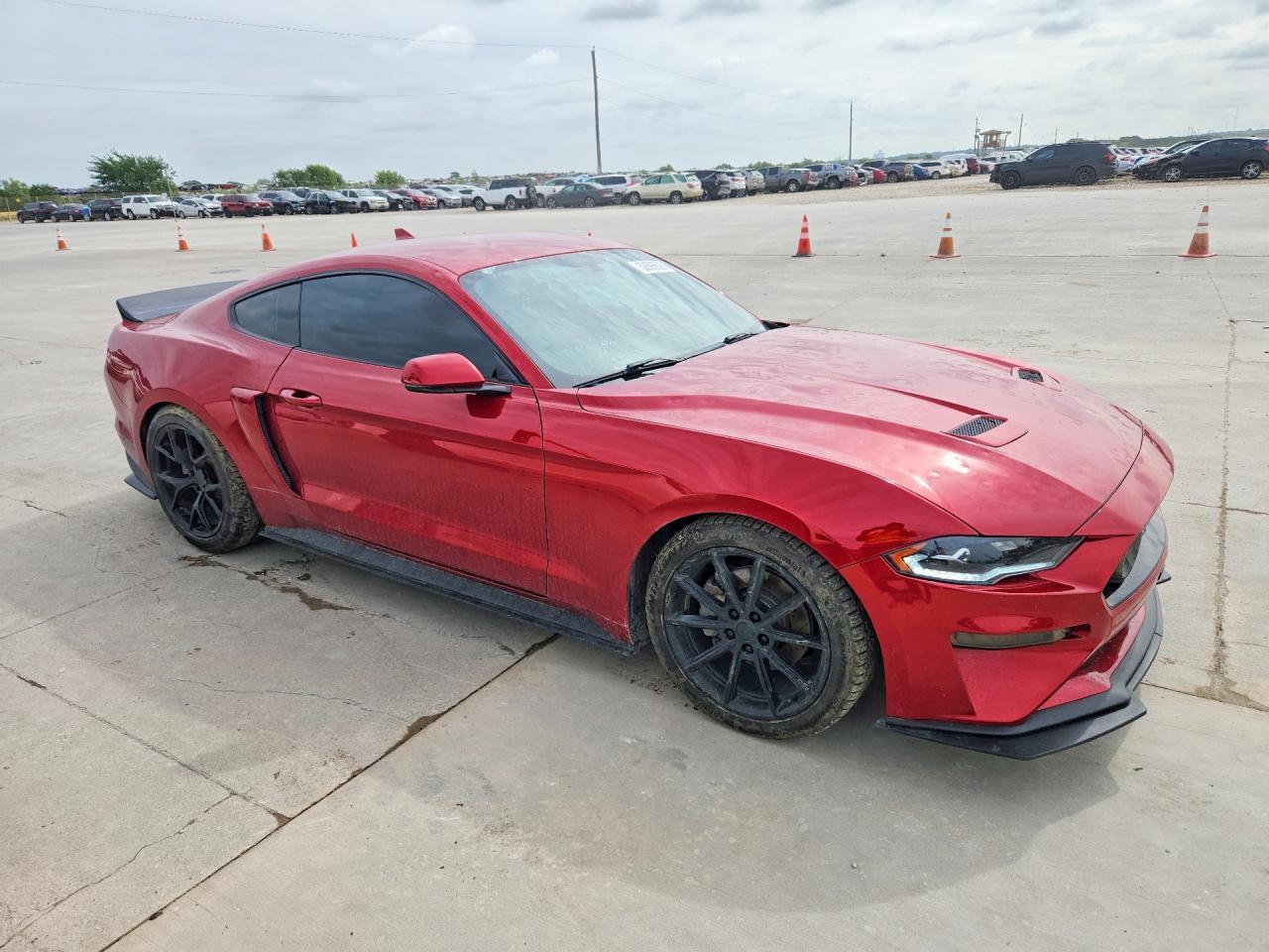 2020 Ford Mustang - Фото 4