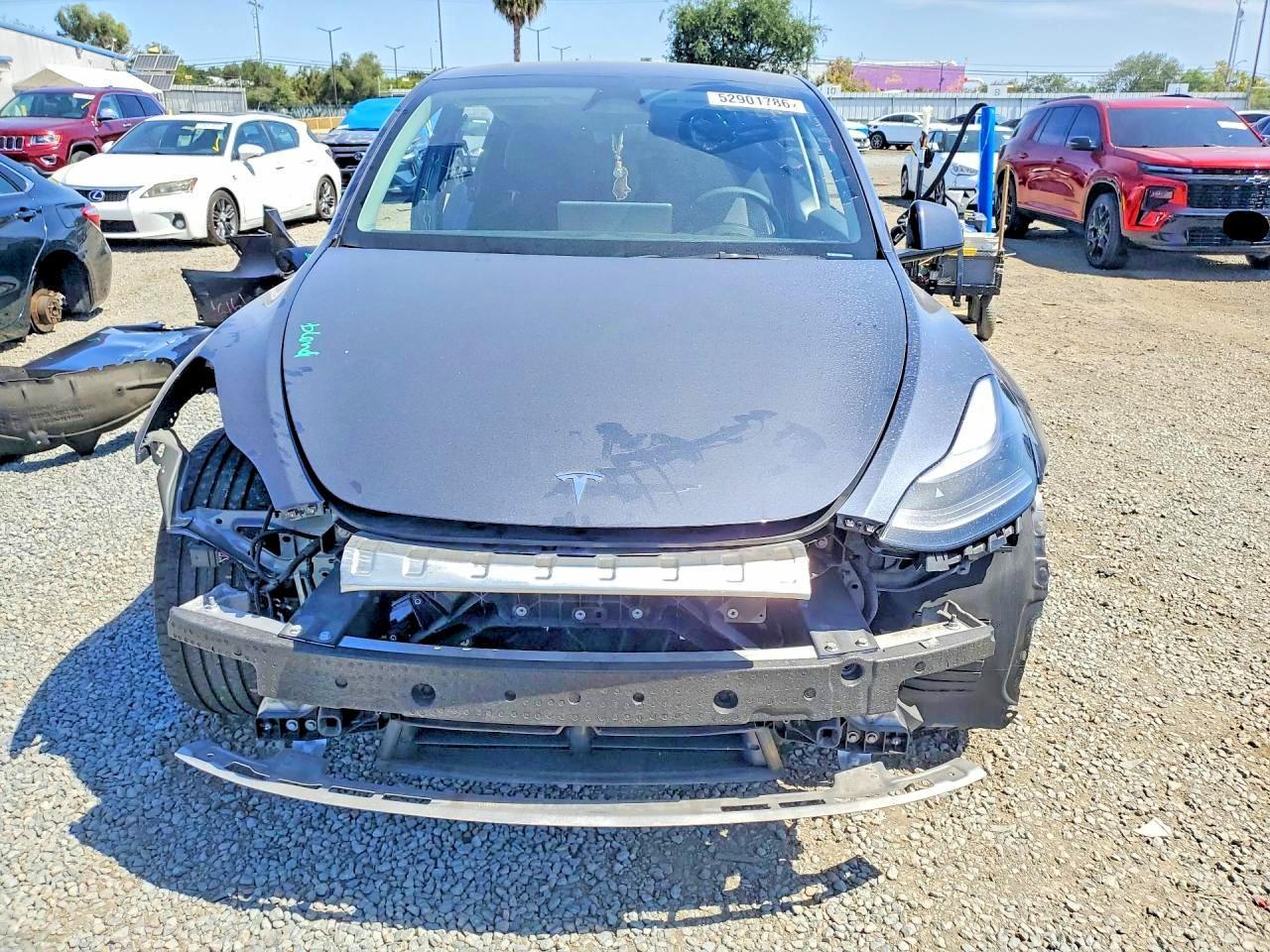 2023 Tesla Model Y - Фото 5