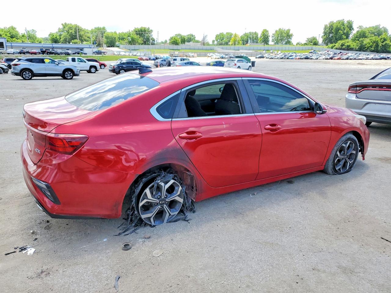 2020 Kia Forte Ex - Фото 3