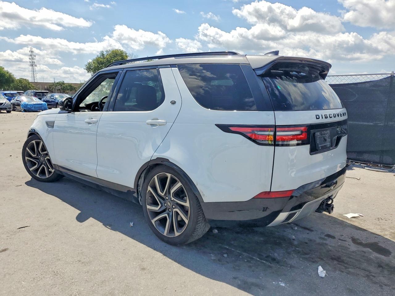 2017 Land Rover Discovery Hse Luxury - Фото 2