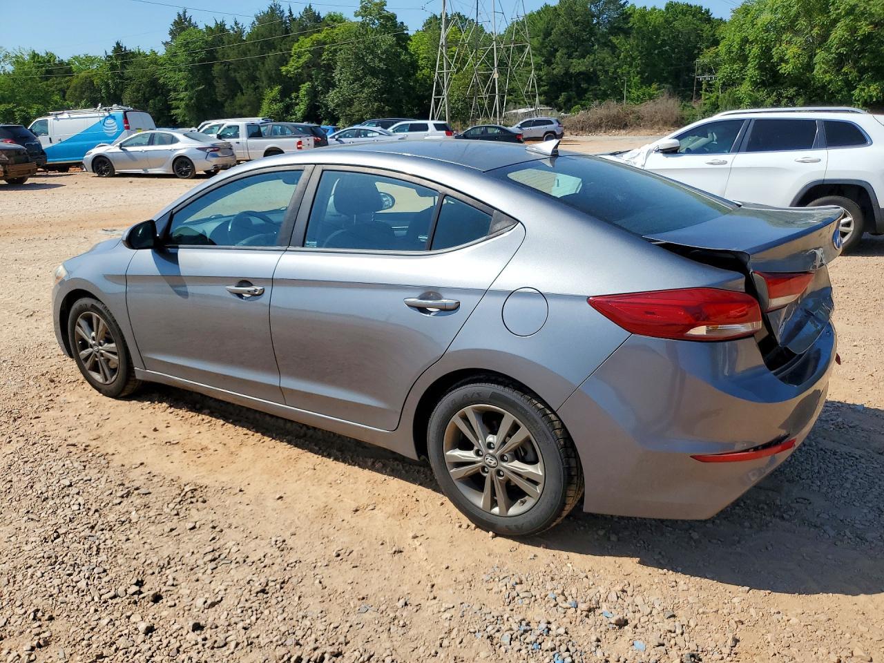 2018 Hyundai Elantra Sel - Image 2