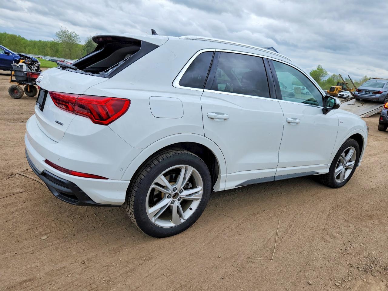 2021 Audi Q3 Premium Plus S Line 45 - Фото 3
