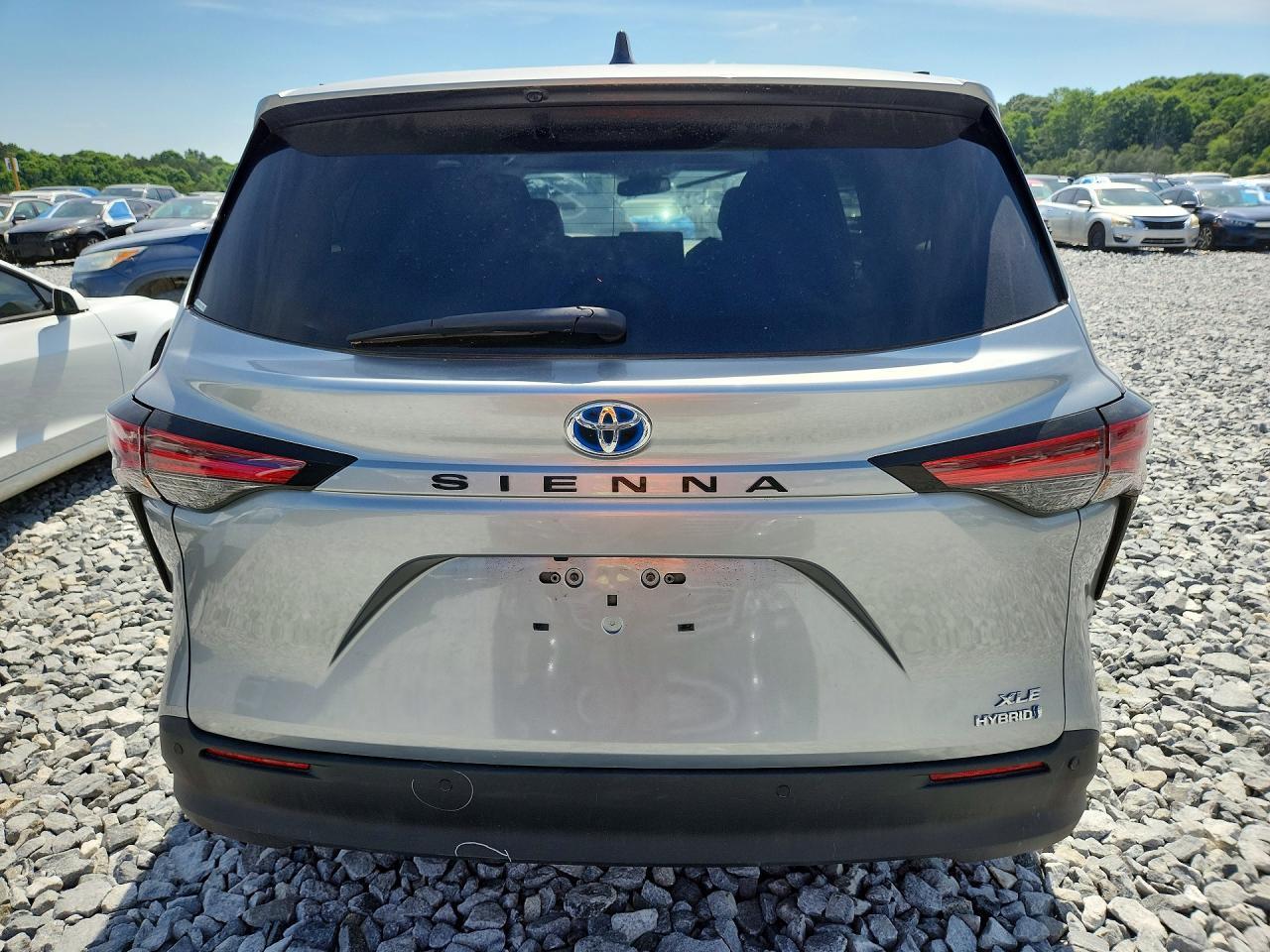 2021 Toyota Sienna Xle - Фото 6