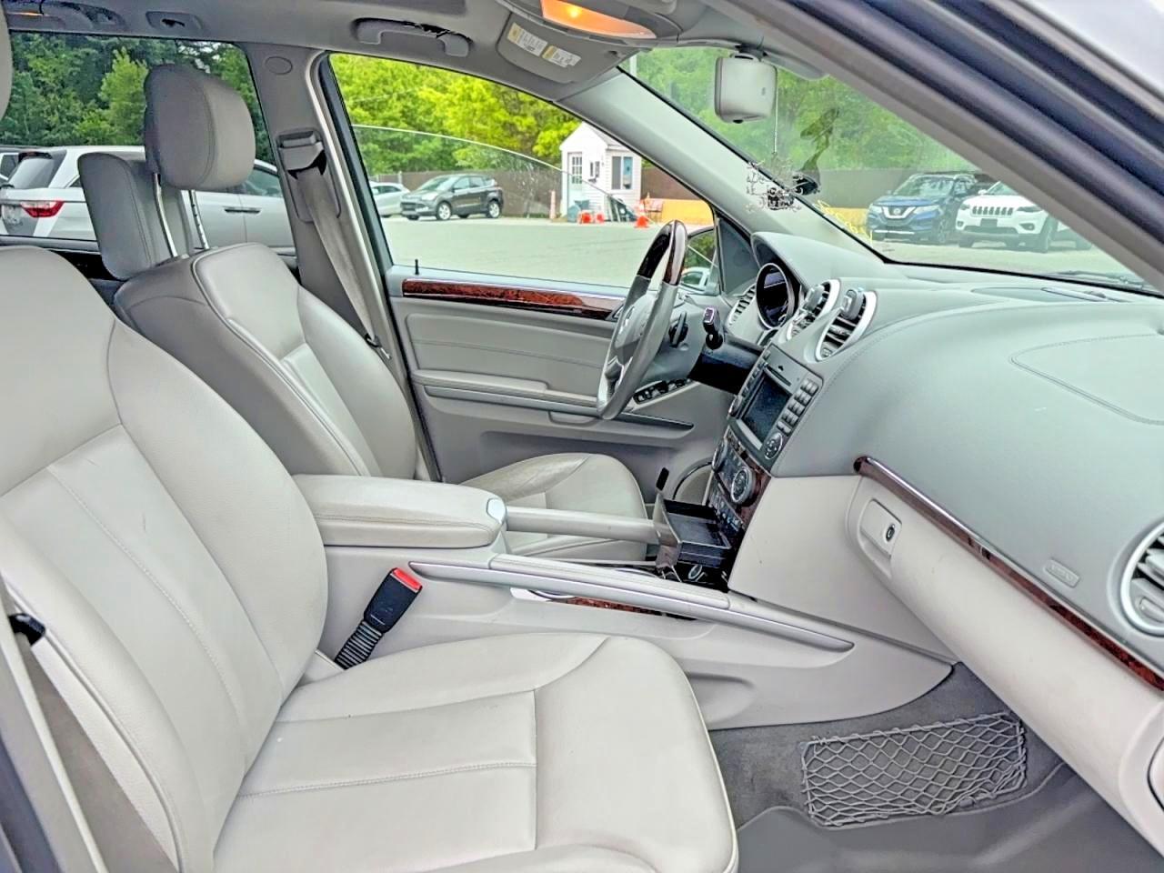 2011 Mercedes-Benz Gl 450 4Matic - Image 5