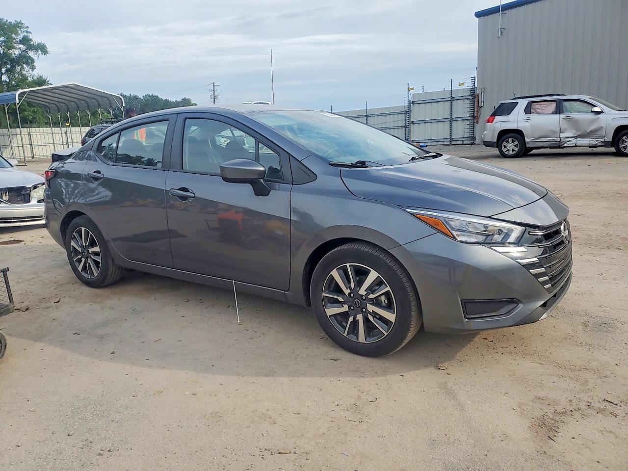 2025 Nissan Versa Sv - Фото 4