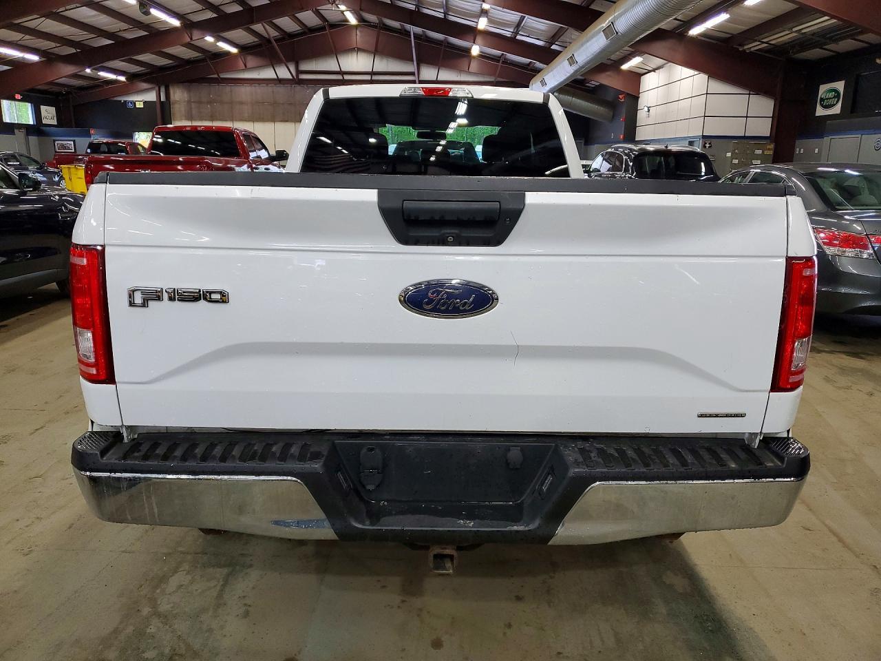 2016 Ford F150 Super Cab - Фото 6