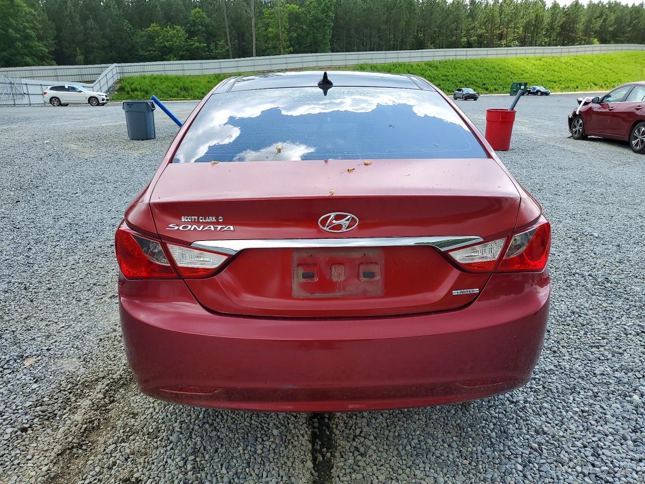 2012 Hyundai Sonata Limited - Image 6
