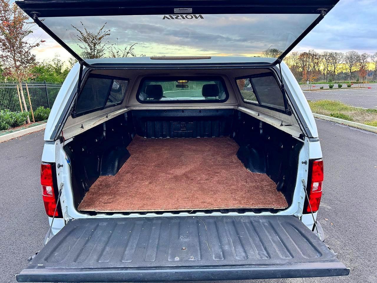 2011 Chevrolet Silverado C1500 - Фото 6